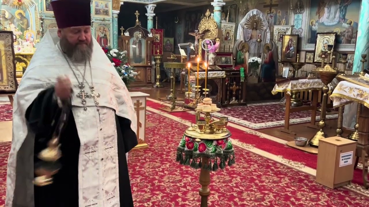 🎄Всенічне Бдіння напередодні пам’яті святителя Василія Великого,дня тезоіменитства настоятеля храму.