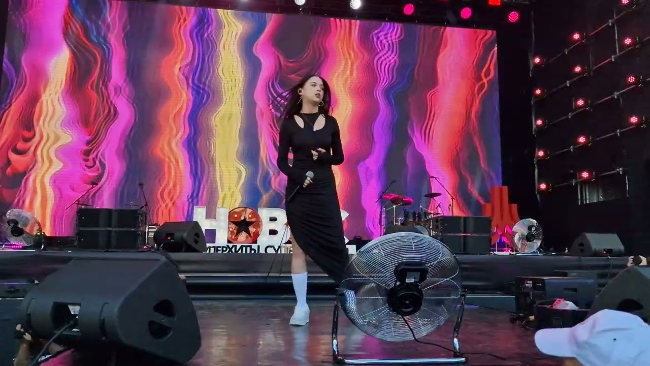 DAASHA  - Васильки | Супер ДВИЖ, Новое Радио | 6.07.2024