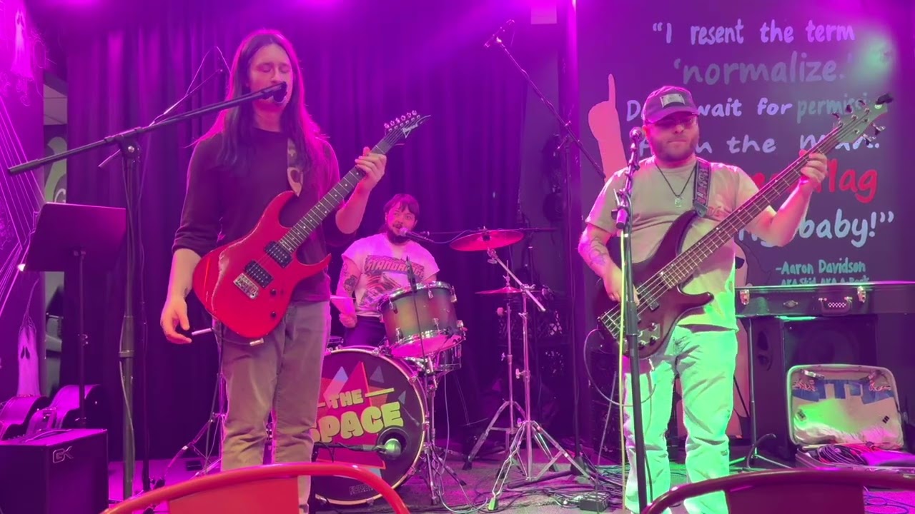 Little Fish - Insomniac's Dream Live Performance