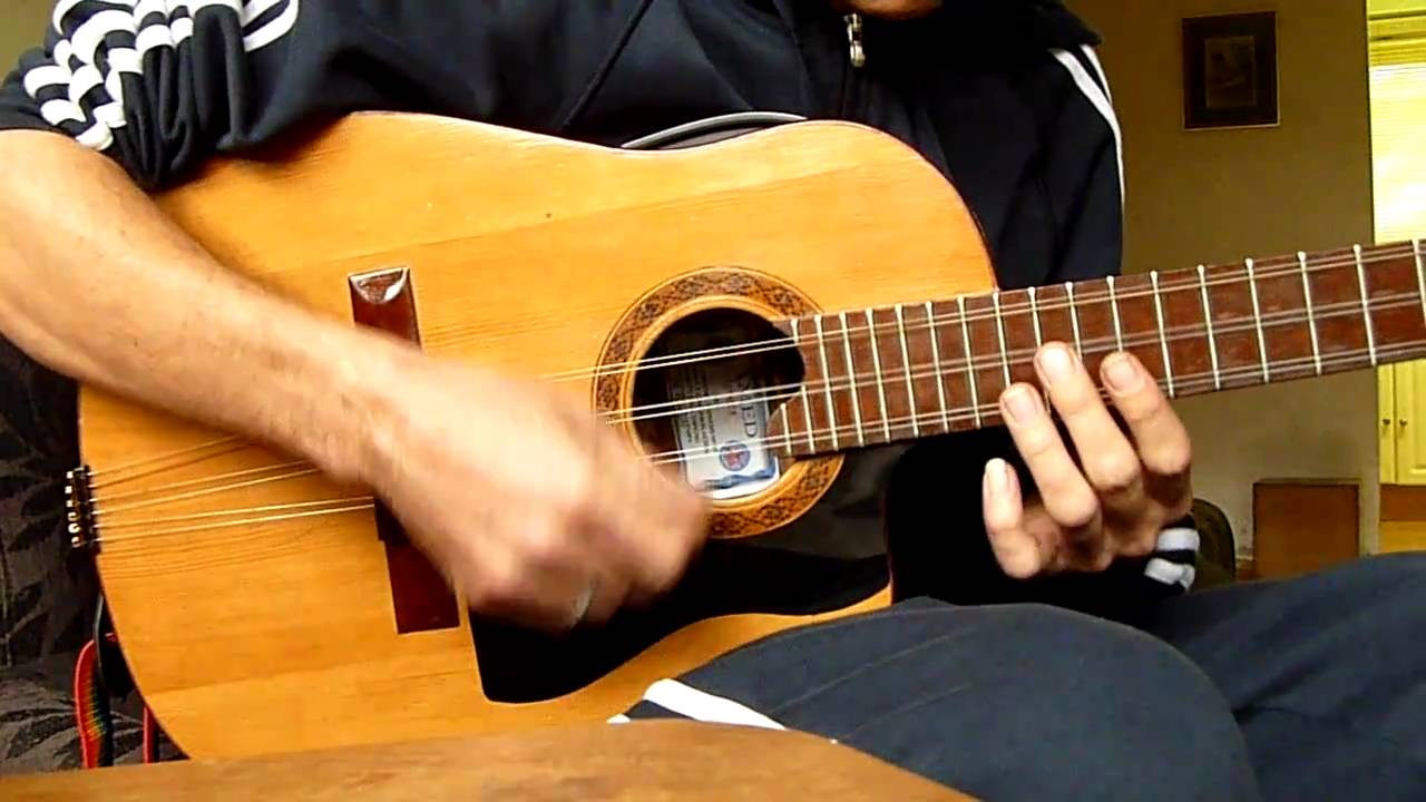 solo con mi tres cubano-de yulex