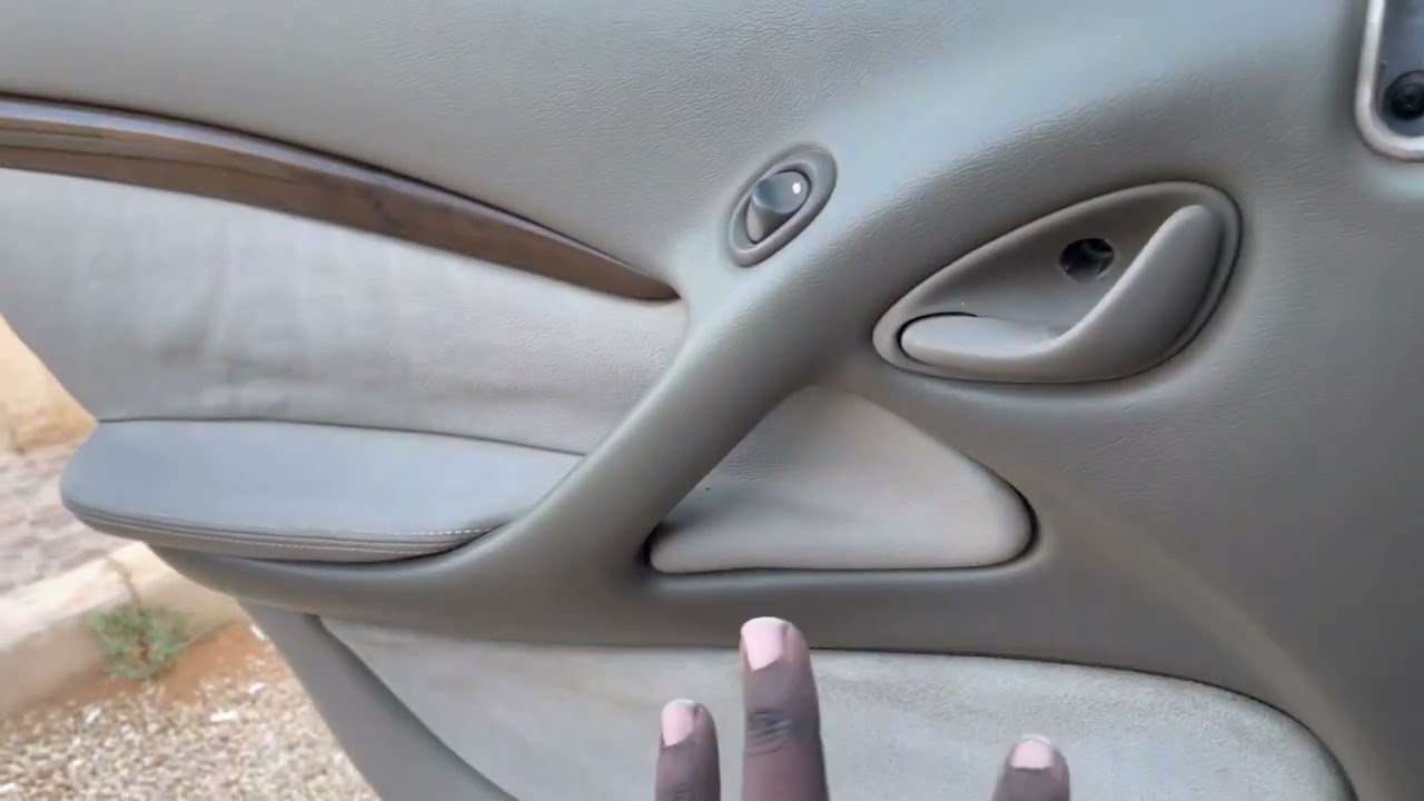 ترميم كابرس ٢٠٠٤ رويال ( الجزء السادس والاخير) طريقة في الازياق وفك الاكتاف