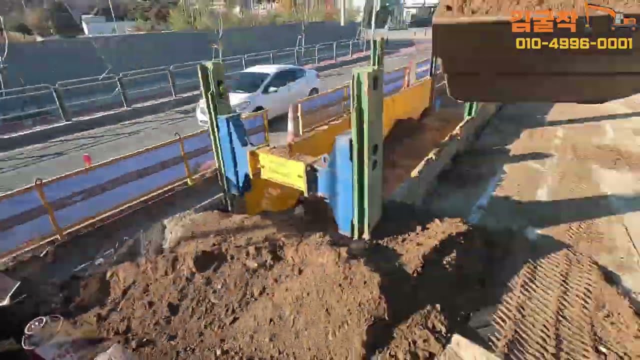 굴삭기 6W 엥콘틸트로테이터 (engcon tiltrotator) 지역난방 TS판넬해체 및 되메우기 작업(PART.1-4)  excavation_kim