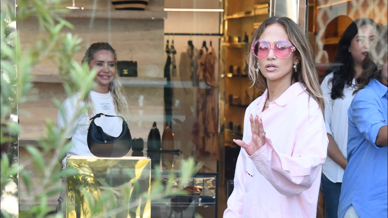 Jennifer Lopez’in Alışveriş İzdihamı! 