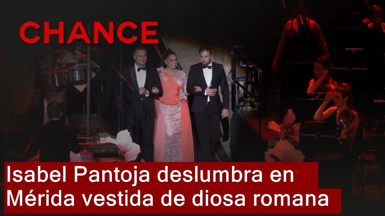Isabel Pantoja deslumbra en Mérida vestida de diosa romana