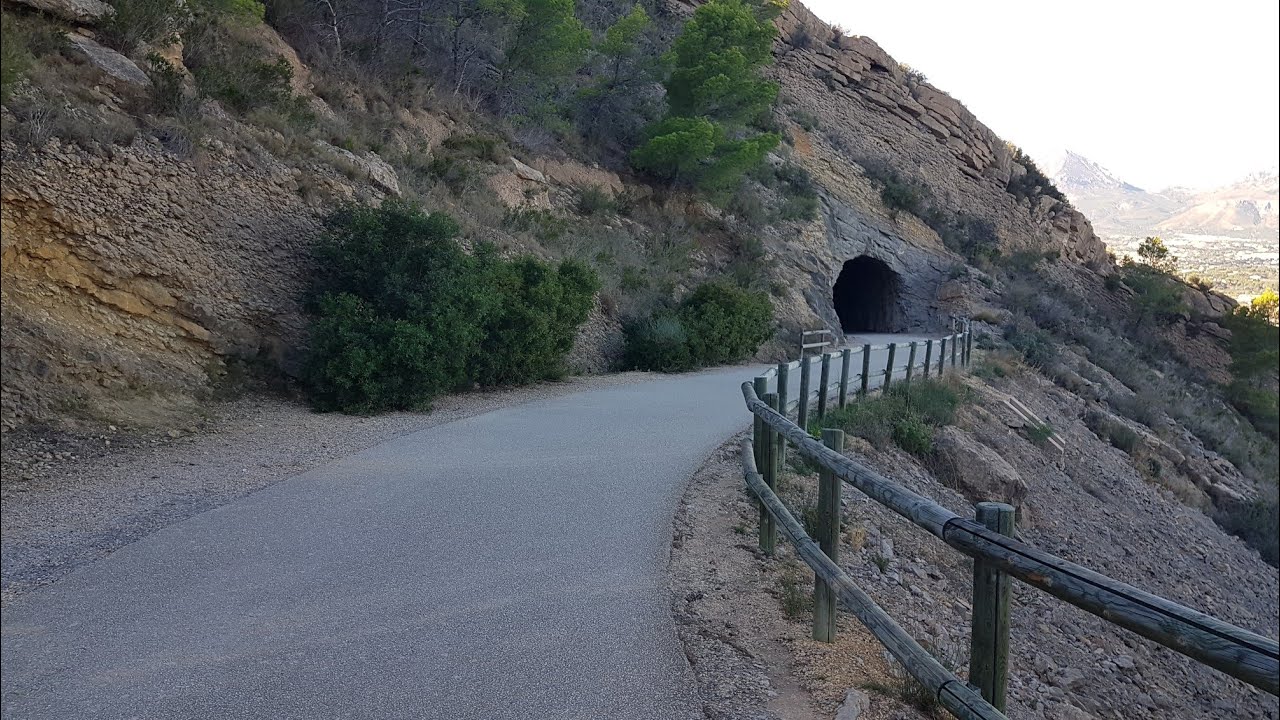 Faro Del Albir Parque Público