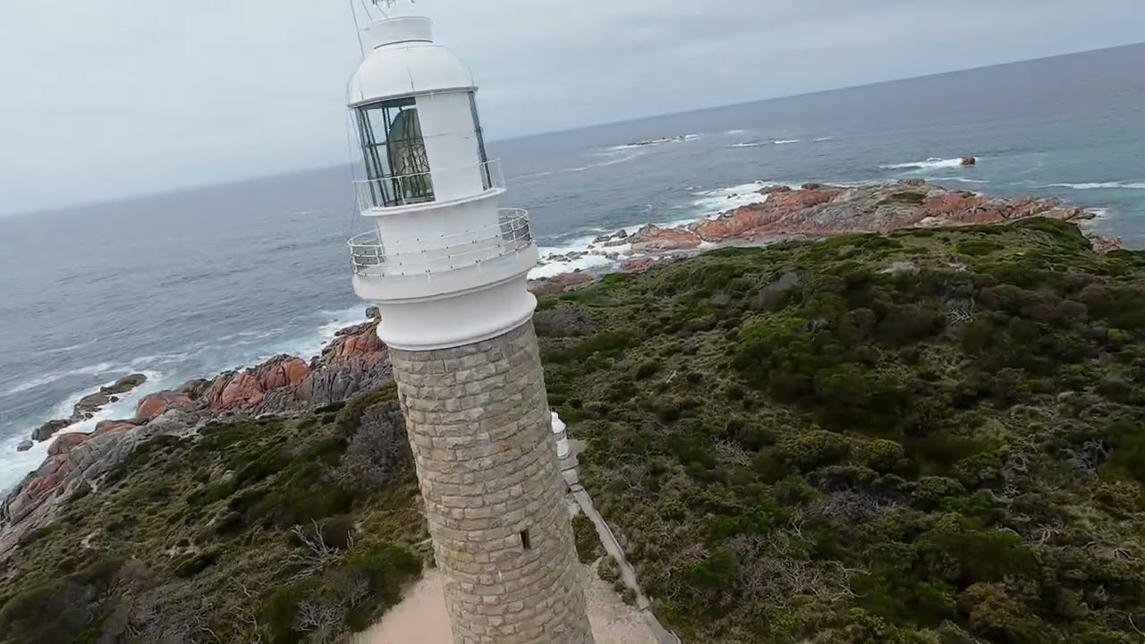 EDDYSTONE POINT LIGHTHOUSE