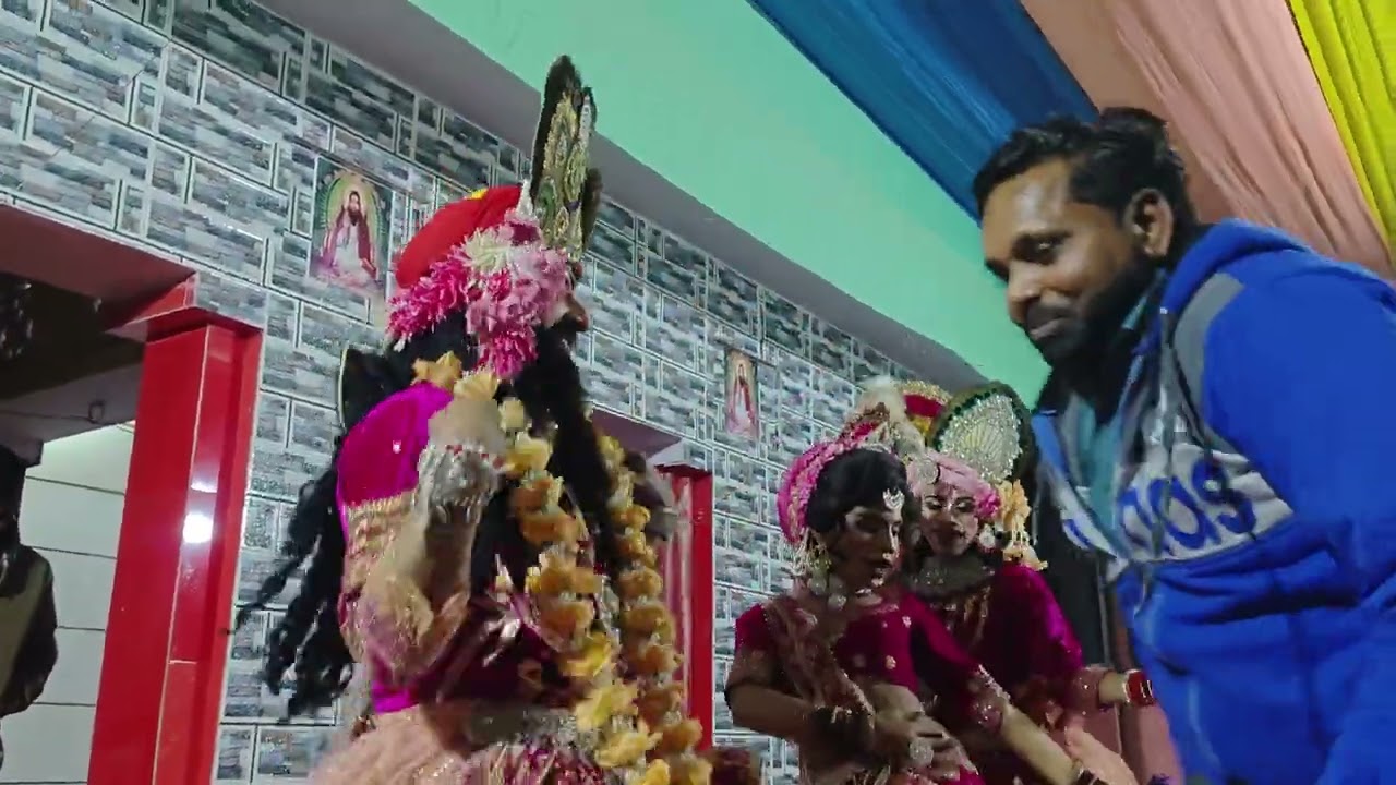 Gram sambhalhera me radha krishna dance video 