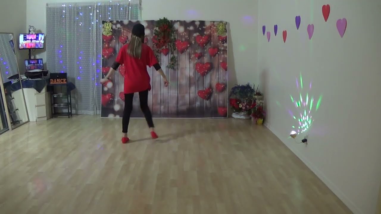 Ziggy - Line Dance ( Teach ) - Choreographer : Gary Lafferty (UK) - February 2026