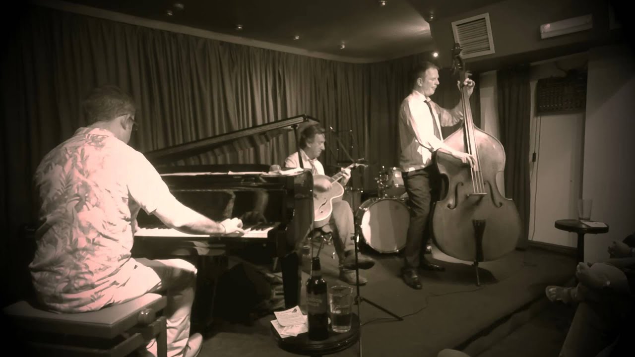 Wayne McConnell Trio - I'm Old Fashioned