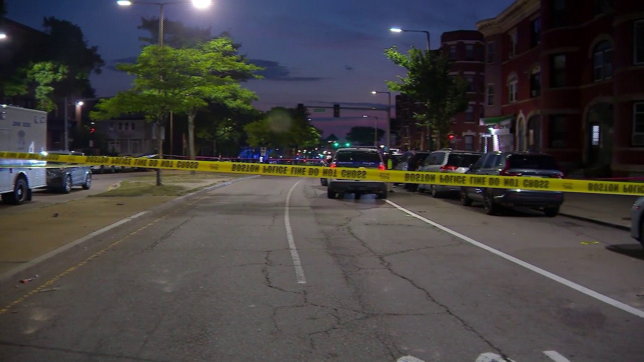 2 killed, 11 injured in rash of Boston shootings