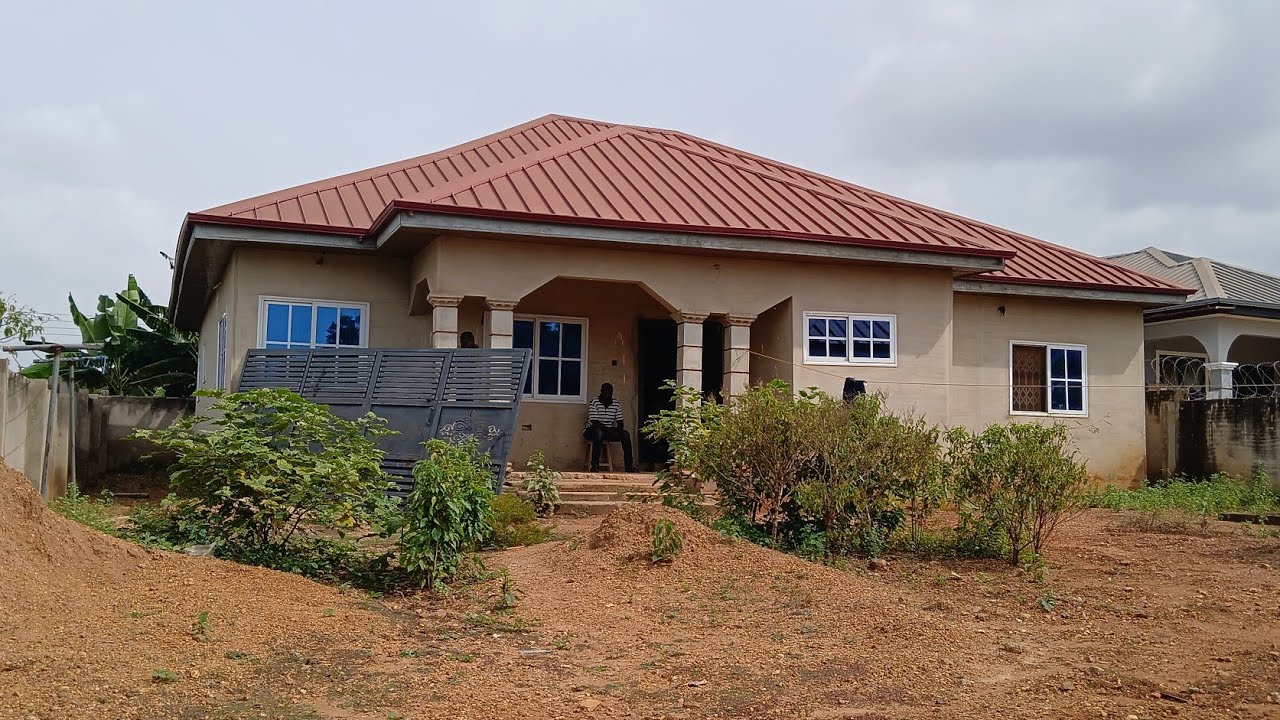 THREE BEDROOM UNCOMPLETED HOUSE FOR SALE AT FOSTER HOME, ADENTA