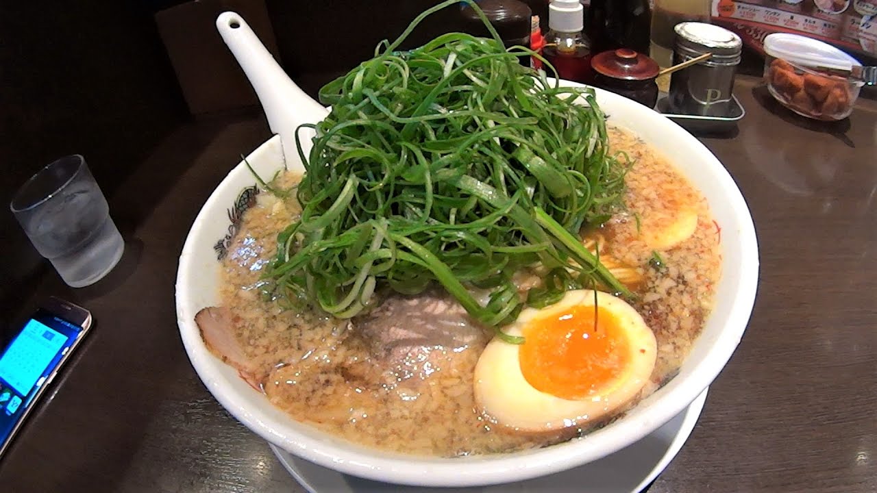 【めし動画】 九条ネギたっぷりの来来亭「葱ラーメン」を食べてみた