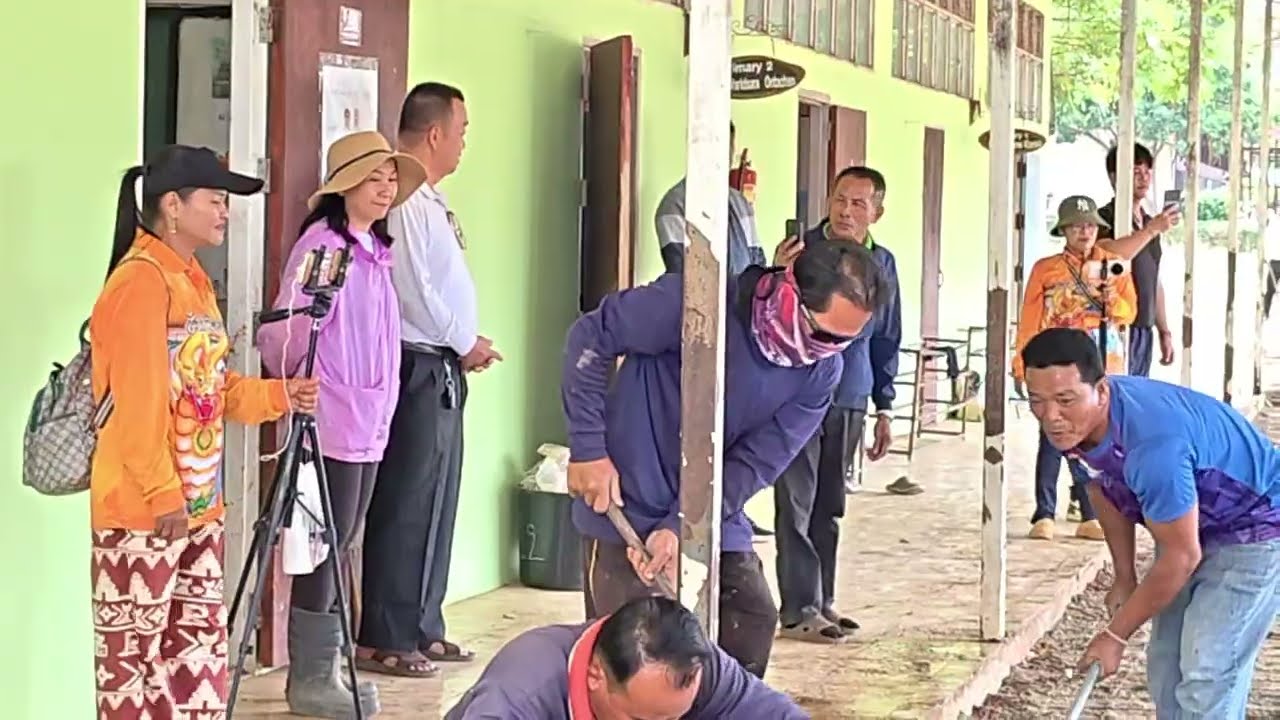 รถปูนมาแล้ว ผู้ใหญ่บ้าน 2 หมู่ร่วมแรงร่วมใจเพื่อชุมชนและโรงเรียน #ปุ๊แม่น้องหมิว 