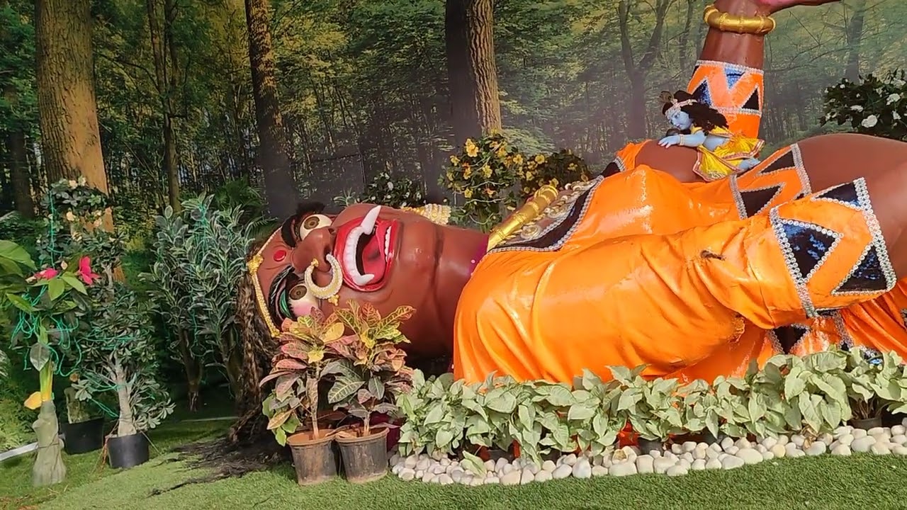 भक्ति मंदिर पूतना वध को भी दिखया गया है