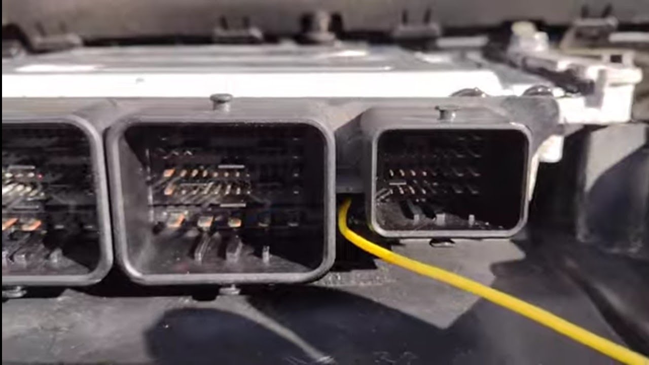 Peugeot 207 (No Crank) Corroded ECU FIXED