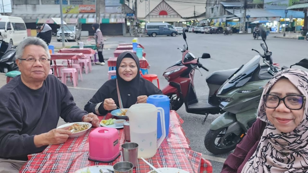 TOUR TO YALA CITY THAILAND