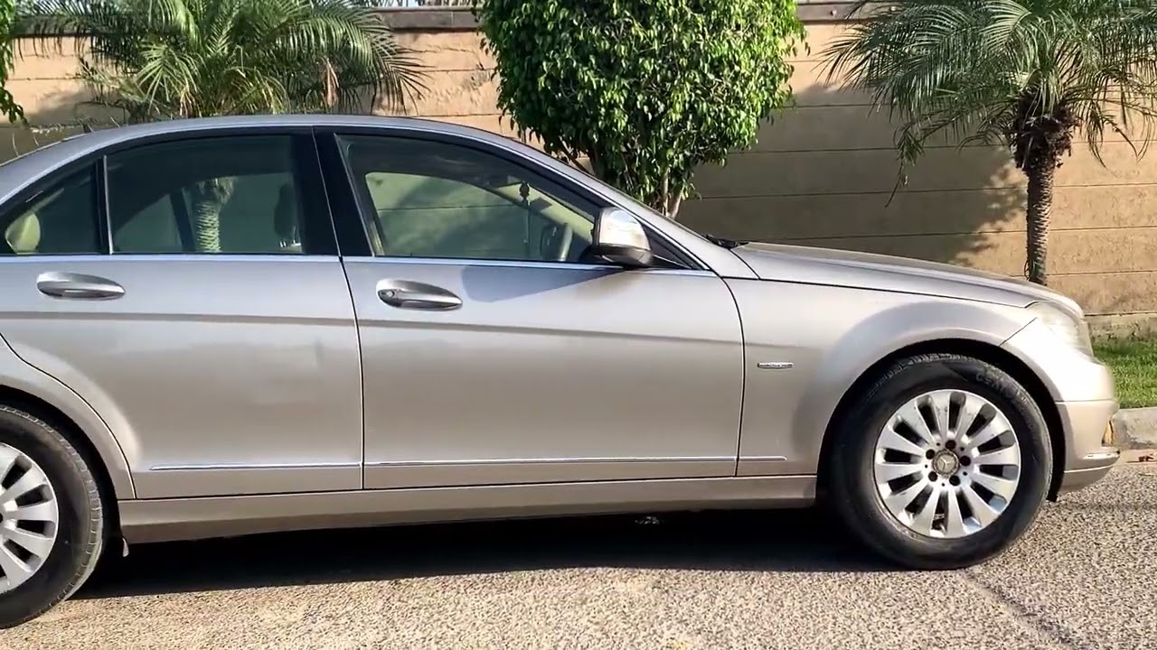 2008 petrol Mercedes Benz C200 AT Sunroof Rs 3.75 lakh