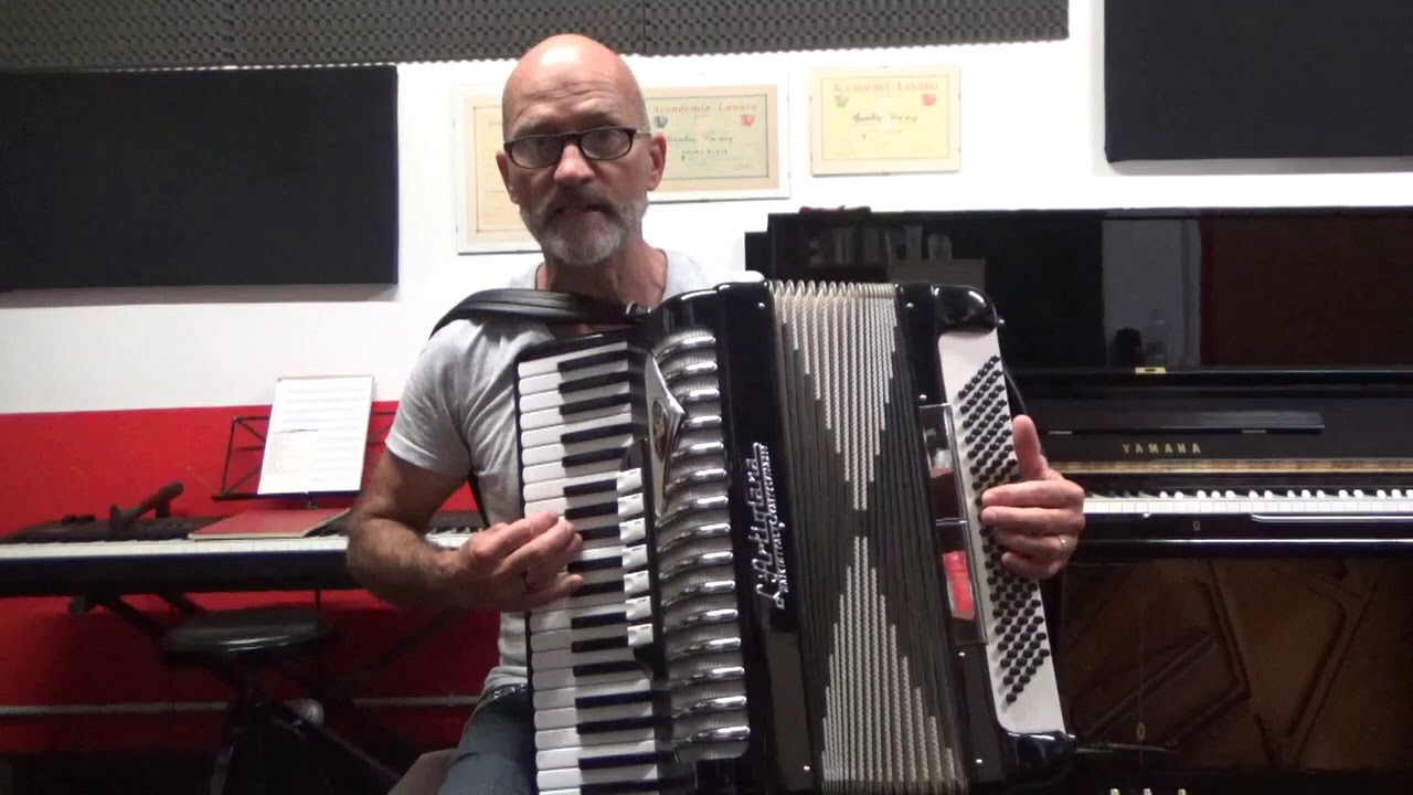 Il Canale della fisarmonica - Lezione n° 13 Diteggiatura delle scale