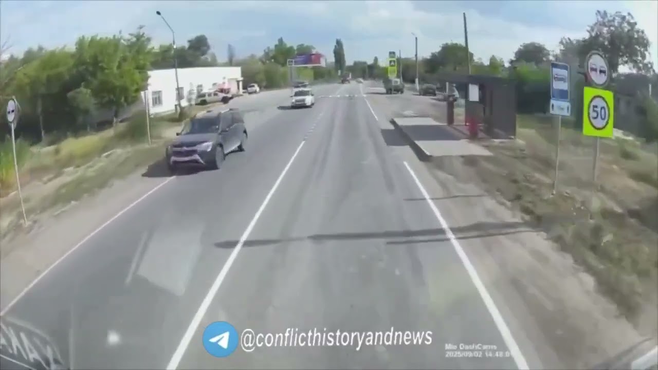 ️ Ukrainian RAM 2X kamikaze drone destroys a Russian military truck in occupied Luhansk    Tactical