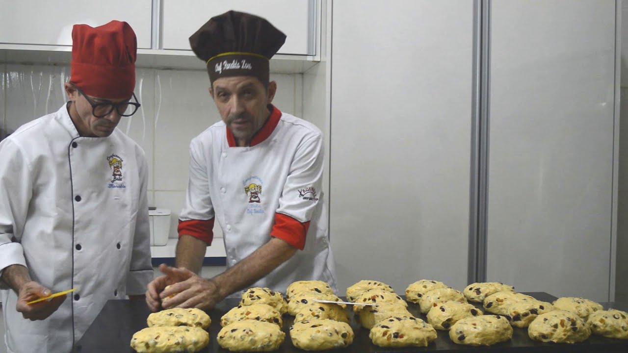 PRODUÇÃO DE PANETONE E CHOCOTONE   CHEF RONALDO ZARA