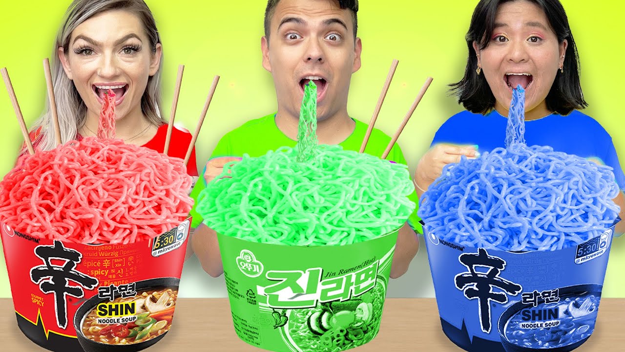 CRAZY FOOD CHALLENGE | NO HAND VS ONE HAND VS TWO HAND CHALLENGE | FUNNY SITUATIONS BY SWEEDEE