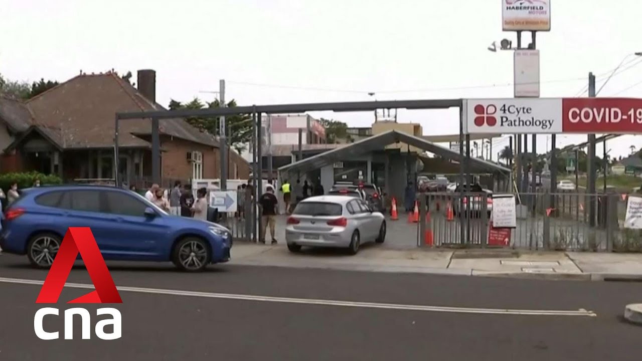 Australia relaxes close contact, isolation and testing rules despite surge in COVID-19 cases