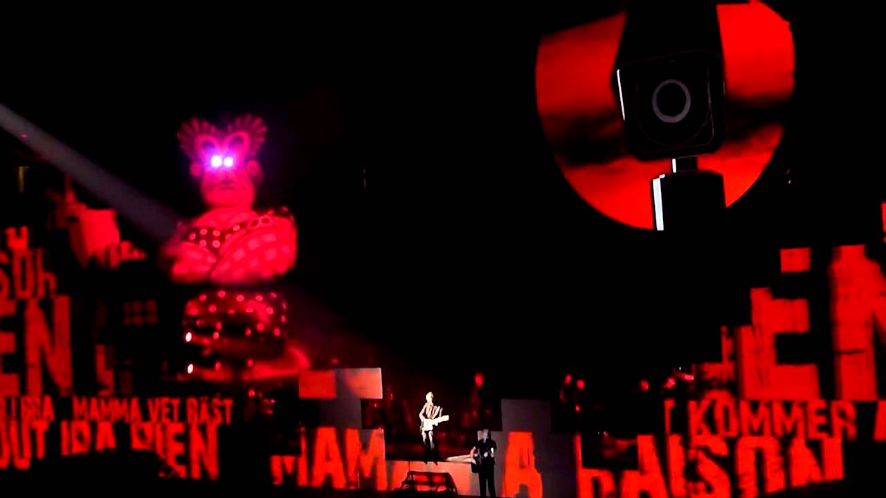 Roger Waters The Wall Manchester 16th September 2013 Part 1 multicam edit