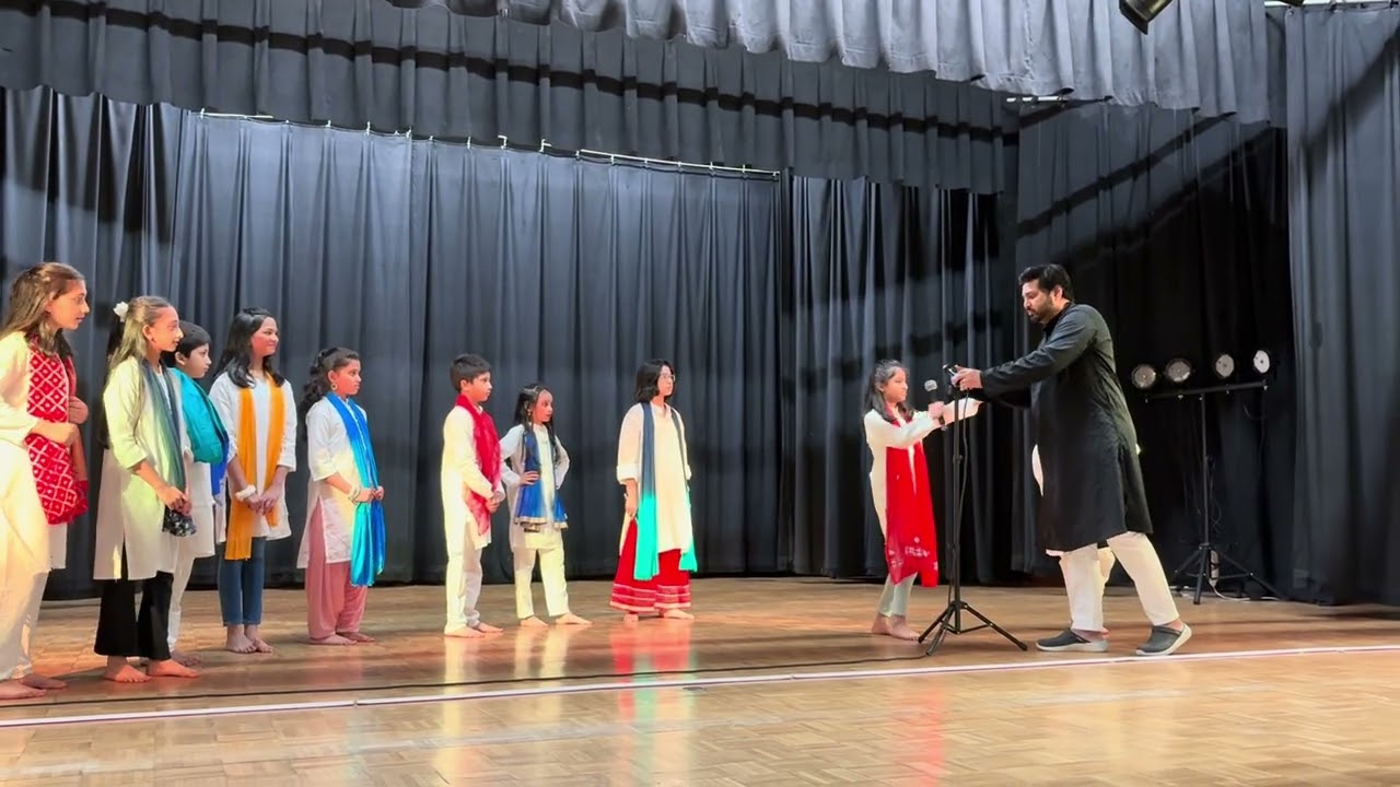 Arjun ani lakadi pakshi skit at OMM