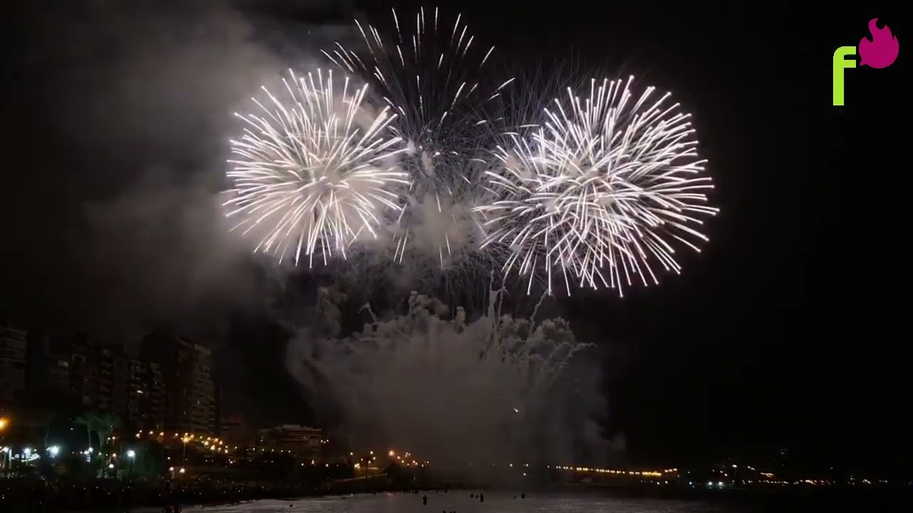 Castillo de fuegos artificiales de Pirotecnia Zarzoso - Fogueres 2022