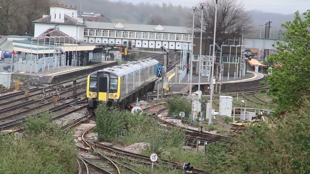 Trains at Eastleigh 4/4 with @TrainsOfDorset