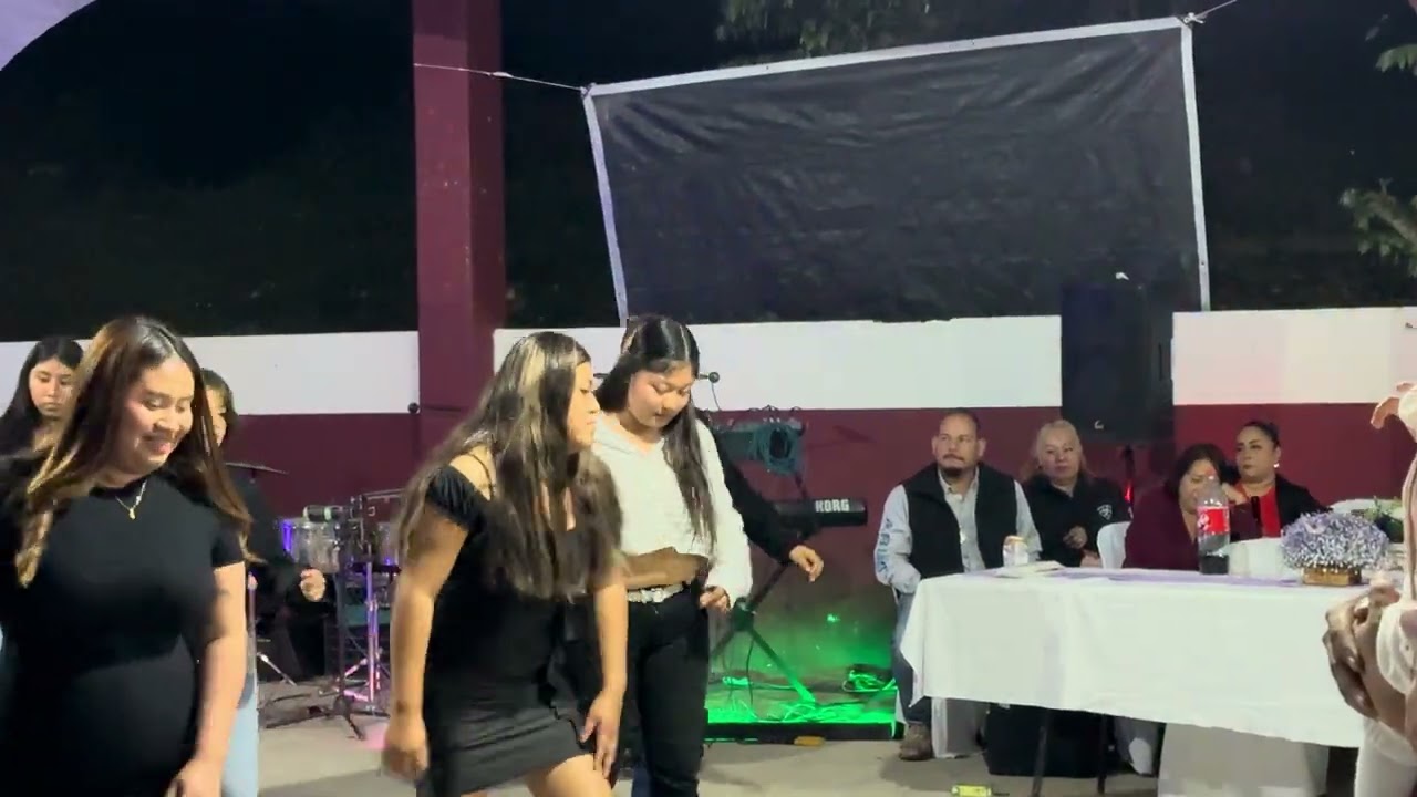 El Payaso de Rodeo así lo bailan en Rancho Palmas, Cazones Veracruz.