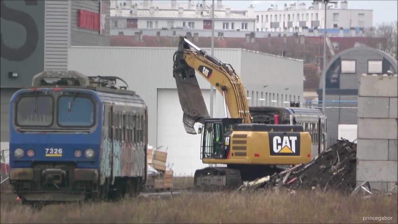 ANCIEN TECHNICENTRE SNCF/ ROMILLY SUR SEINE /LIGNE 4 /FRANCE