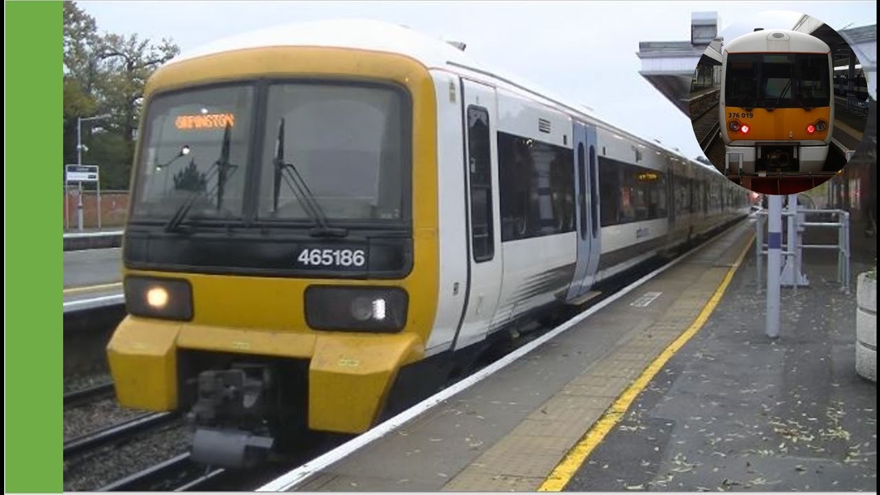 Trains at Chislehurst