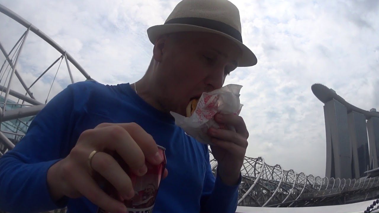 [12] Śniadanie w Singapurze, czyli piwo i wczorajszy burger
