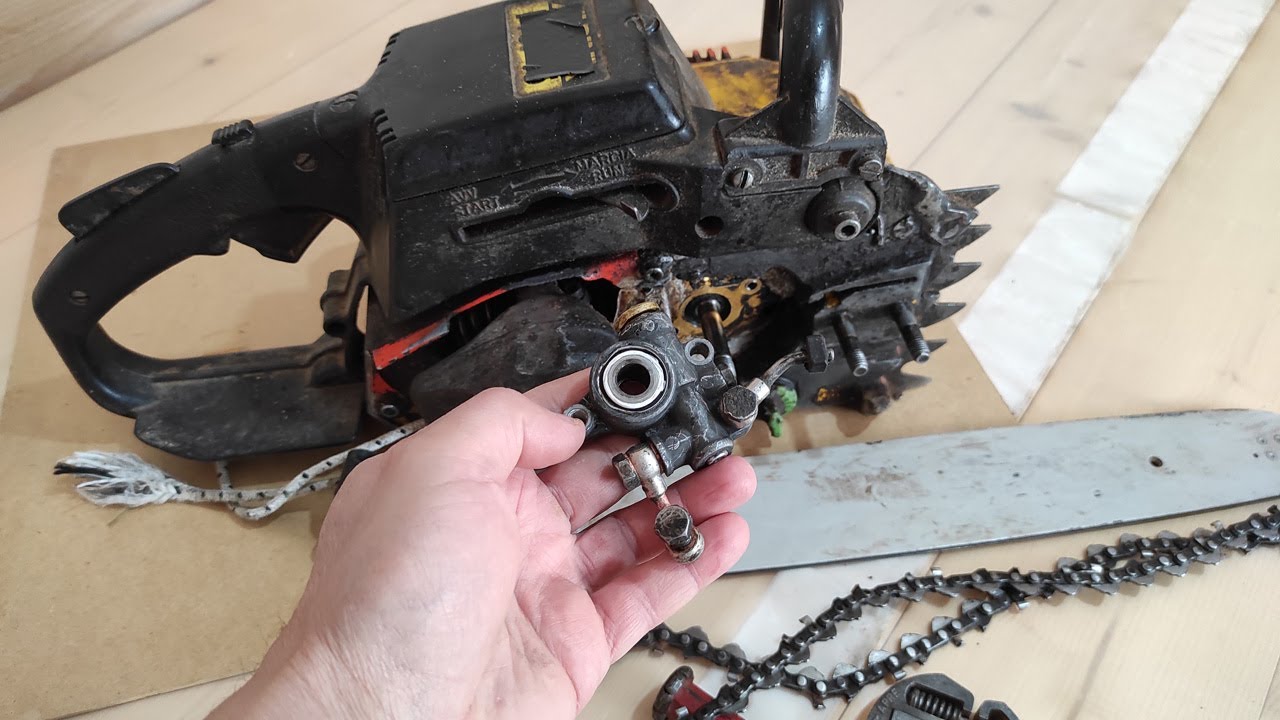 Motosega 45 smontaggio campana frizione pompa olio catena (prima parte)