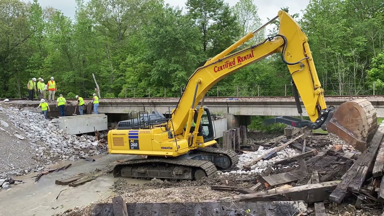 Time-Lapse Video of a bridge replacement on the CSX Henderson Subdivision at Nortonville, Ky