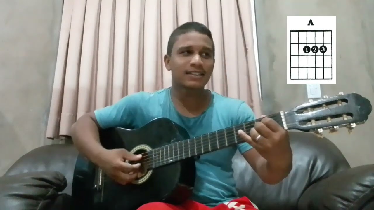 Hino 105 ccb, tocado no violão com apenas 3 acordes para iniciantes no violão.