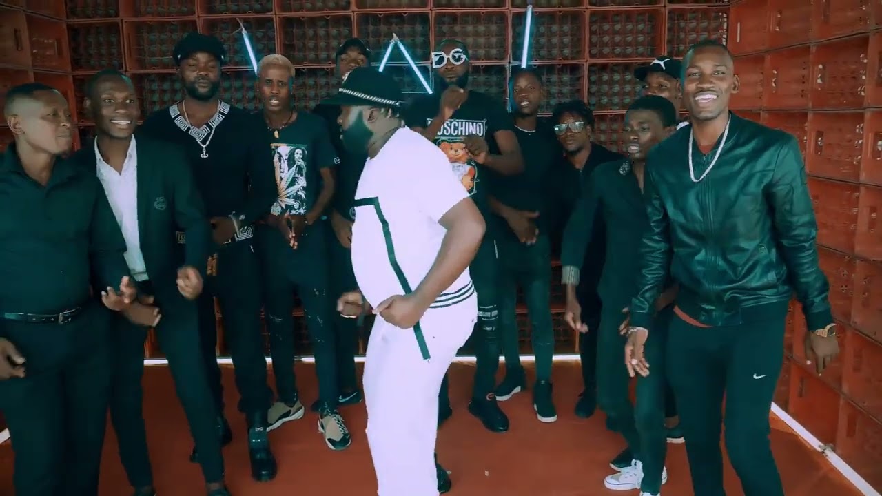 Pedra- W King ( kuduro by Alegan) vídeo clipe oficial