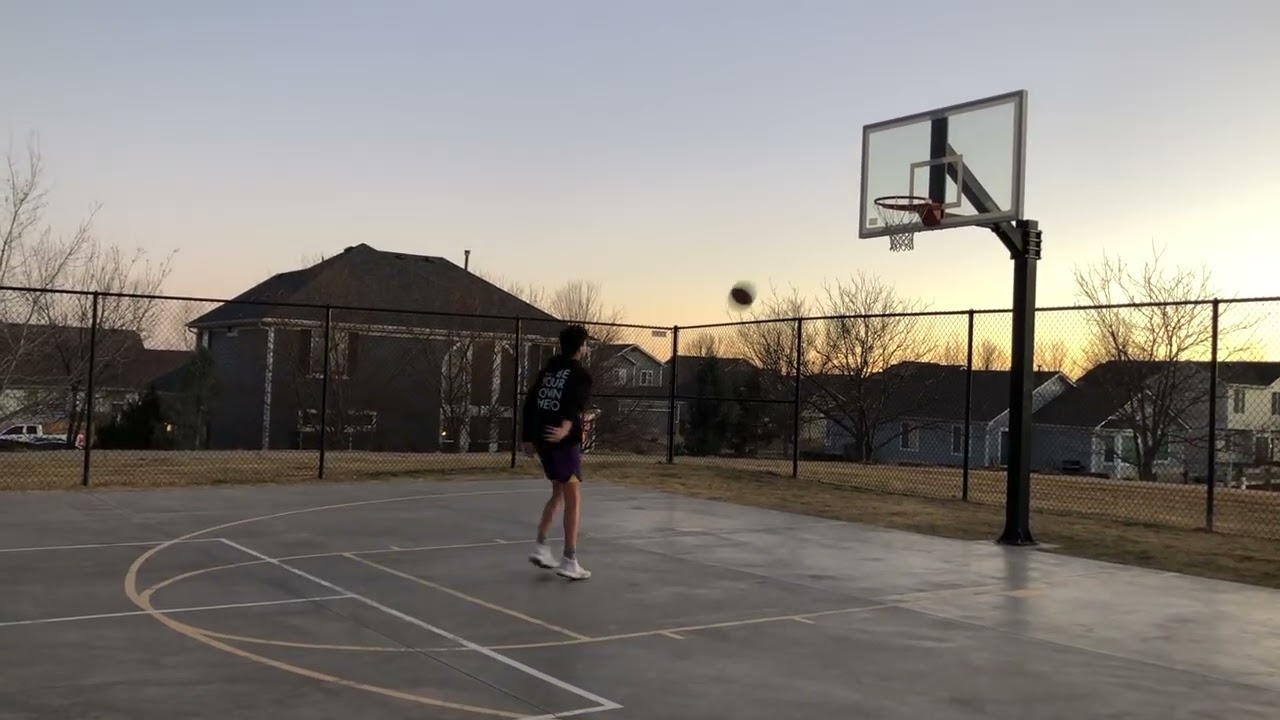 Josias Free throws 