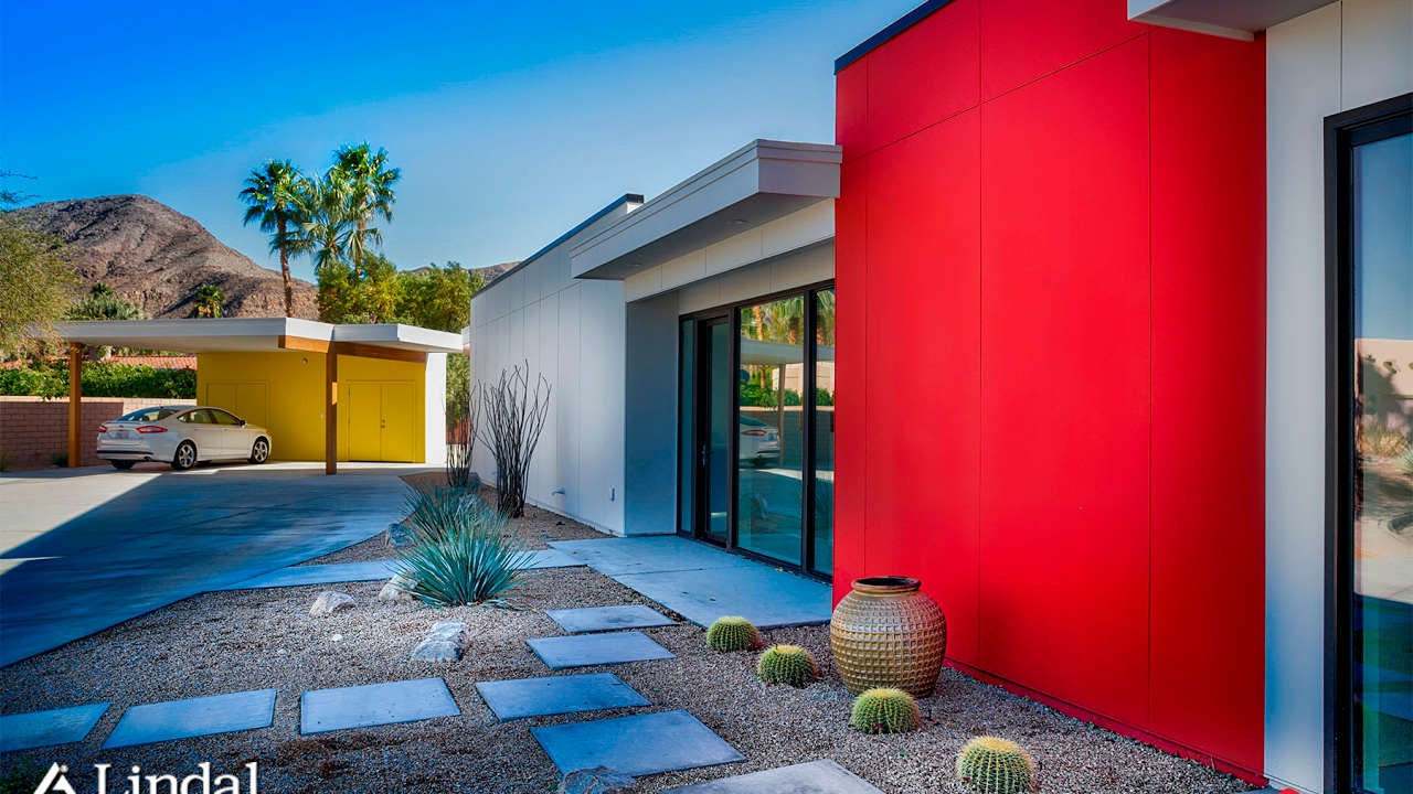 A Desert Modern Lindal in Palm Springs