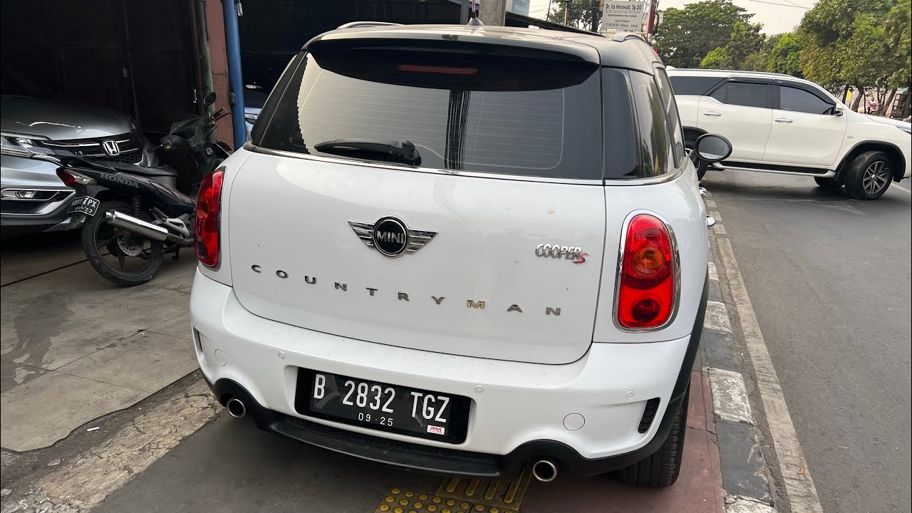 Review 30 Unit Mobil Tersedia di Arjuna Motor Jatiwaringin