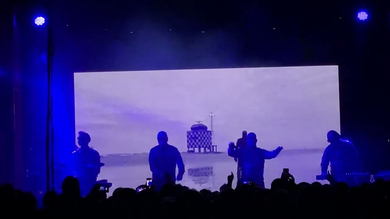 Front 242 W.Y.H.I.W.Y.G (live @ Berns Stockholm 01-12-2024)