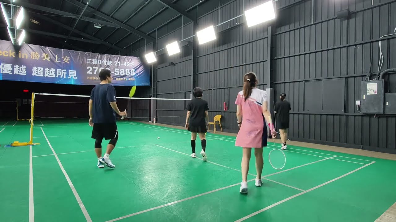 1/23 Game 7 傑哥張信 21 : 17 佳筠強哥 #混雙 #福雅羽球會館1號場地 #badminton 