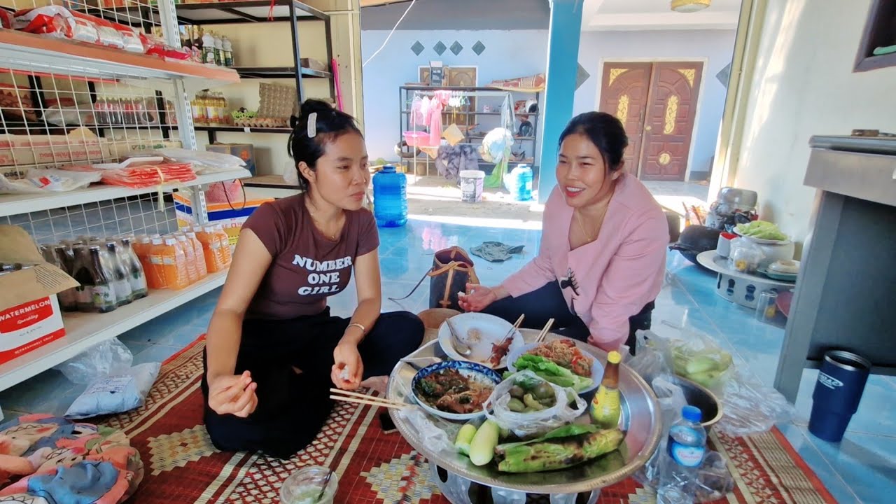 4 กุมภาพันธ์ ค.ศ. 2026 เม้ามอยกันสองคน ได้กินบ่ได้กินกะเว้าใส่กัน