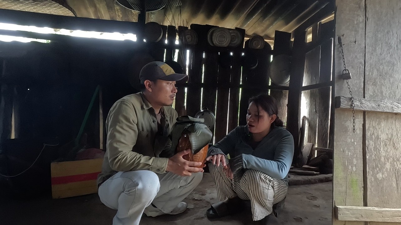 Người H'Re Ăn Tết Kì Lạ Mỗi Nhà Được 2 Ngày Trong Năm Rước Thầy Về Cúng