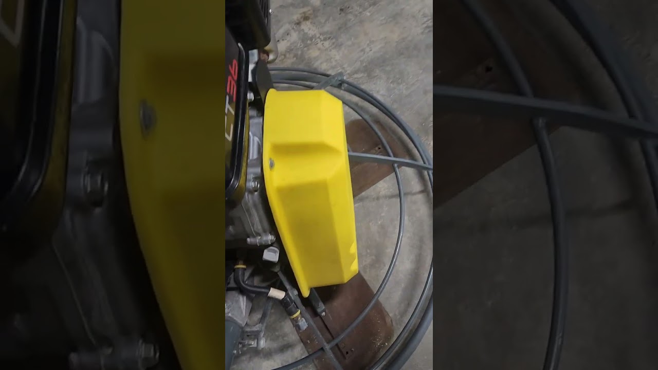 Wacker Neuson CT 36 power trowel review. 3ft with Honda engin