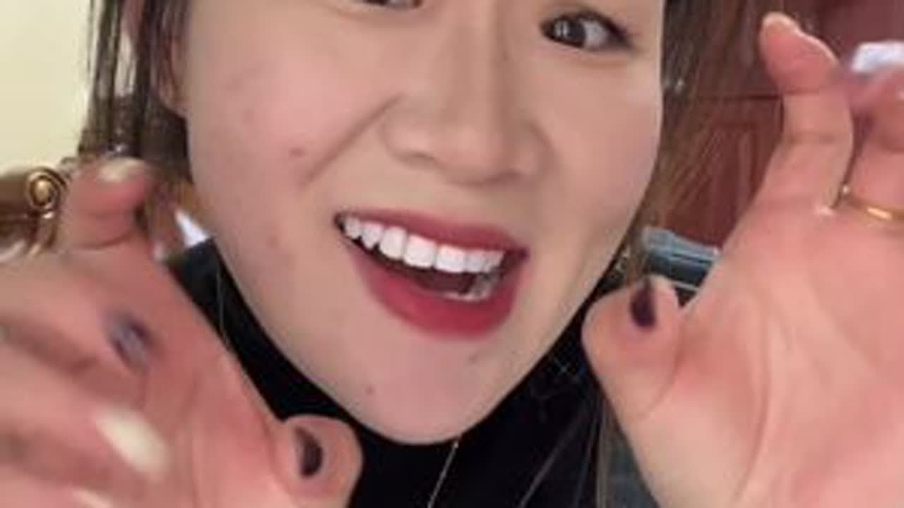 #挠痒痒搞笑 #挠胳肢窝 真的太好玩儿了，大家都去试试，真的能笑到掉泪的那种！
