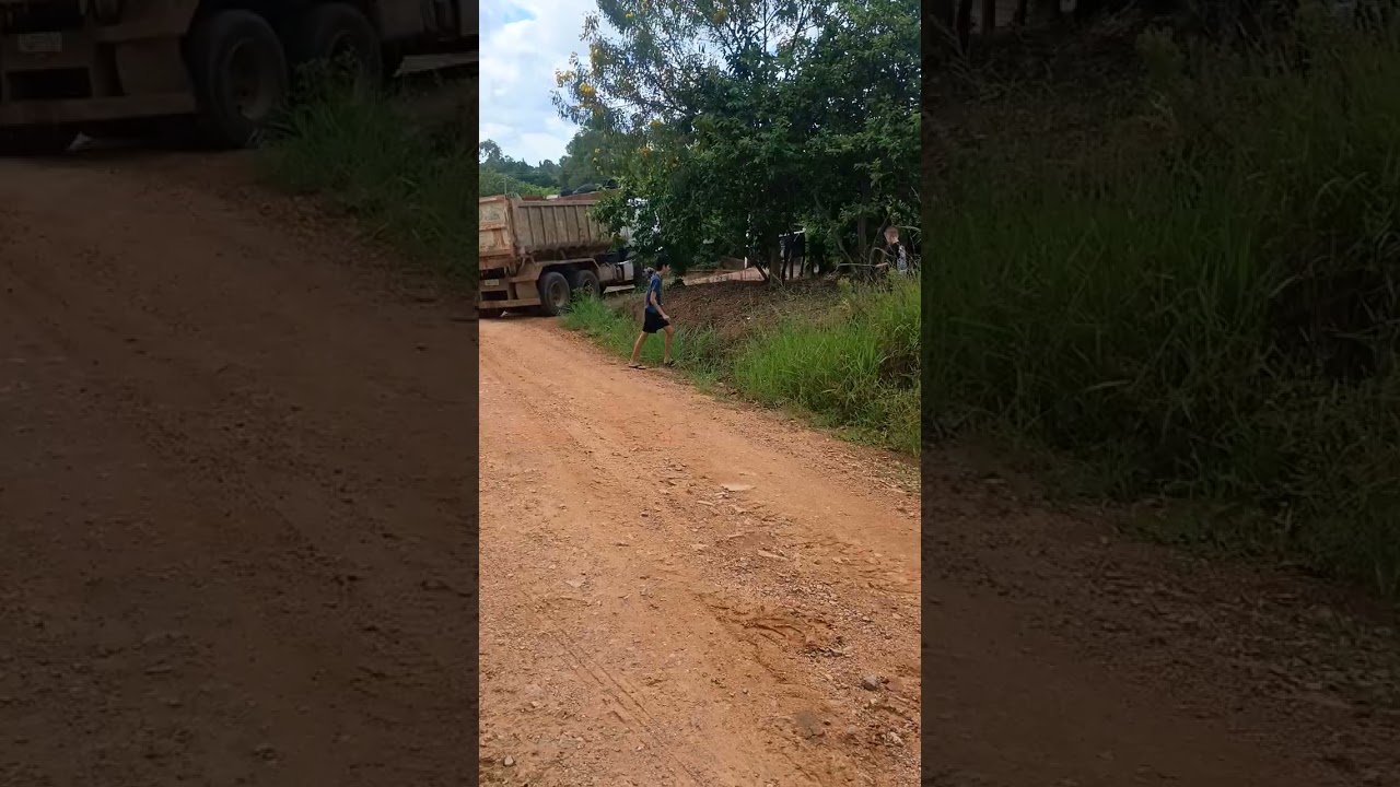 Aplainado lotes em parque Eldorado