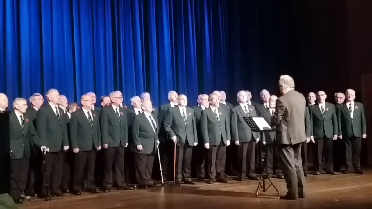 C&ocirc;r Y Gyrlais before the Battle of the Somme film at The Welfare Ystradgynlais (Powys, Wales, UK)
