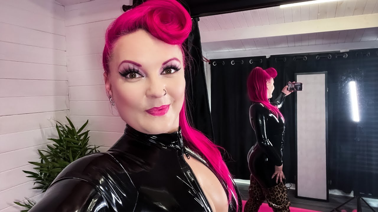 Latex Catsuit VLog